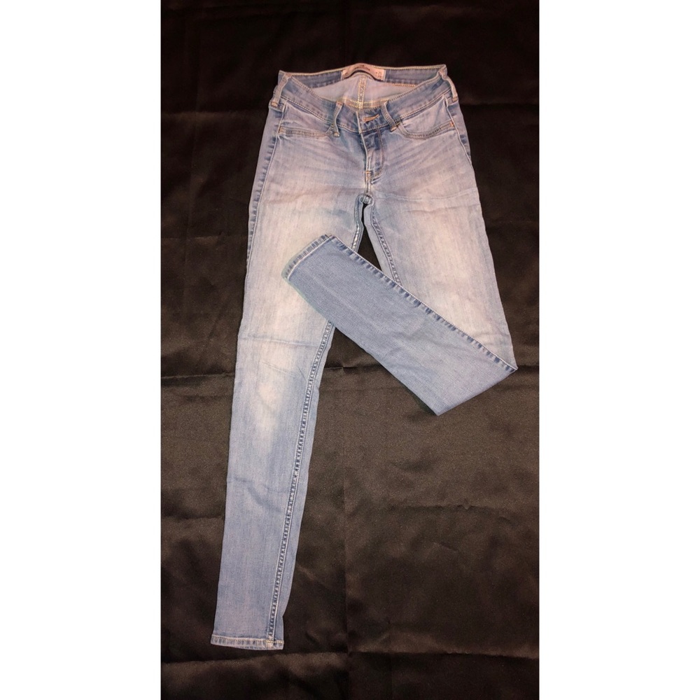 🌸Hollister Jeans
